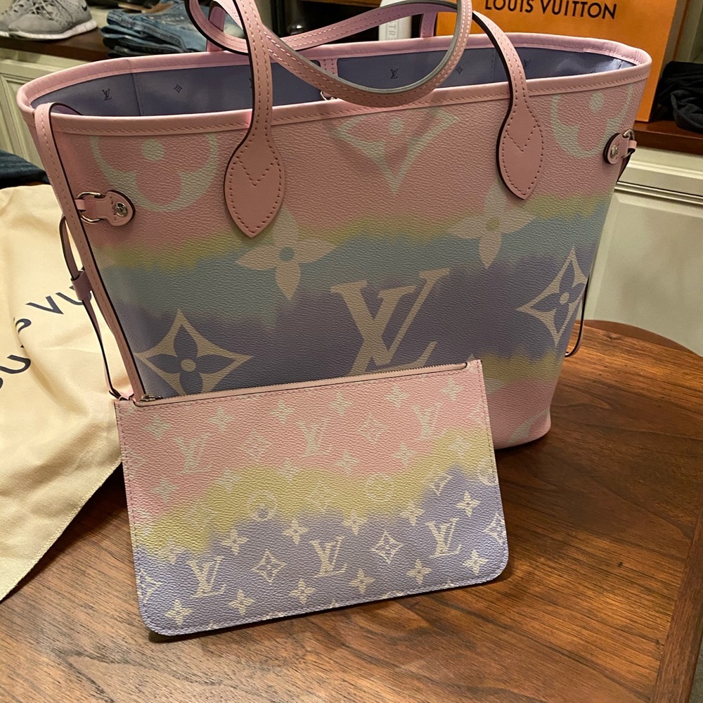 Louis Vuitton Neverfull Pastel Escale